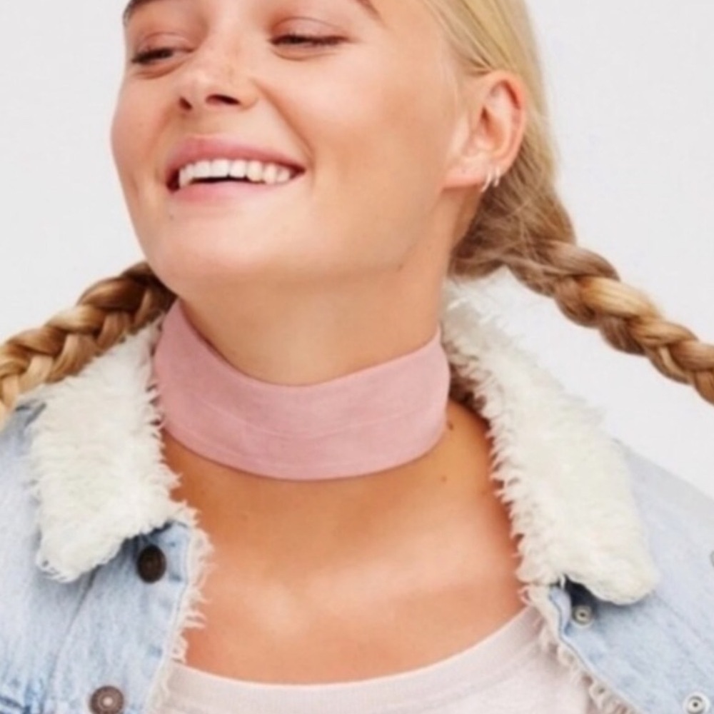 NWT Free People Daisy June Suede Pink Choker necklace